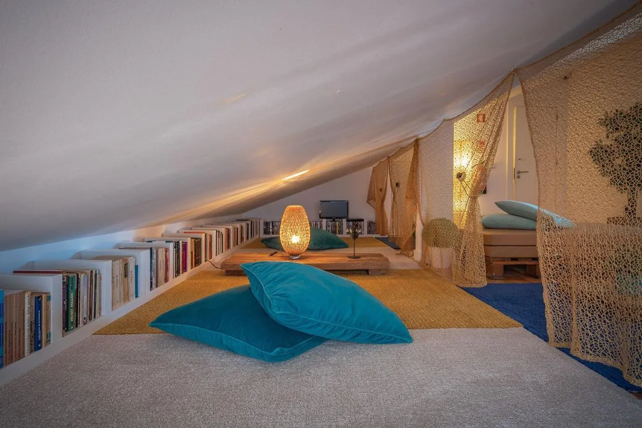We Love F Tourists Lisboa Albergue